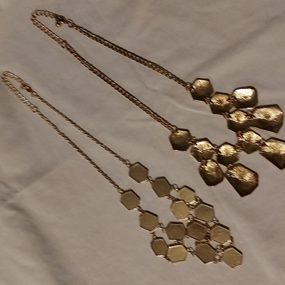 🎉FREE WITH PURCHASE🎉 Statement Jewelry Sets - Picture 6 of 8